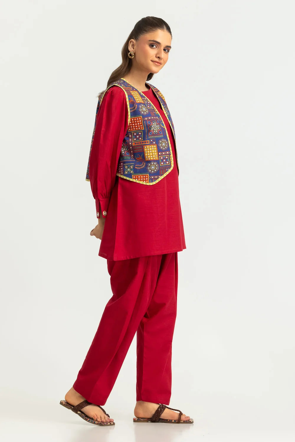 Khaddar Slub Dyed Co-Ord Set With Printed Waistcoat